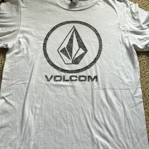 Men’s volcom shirt